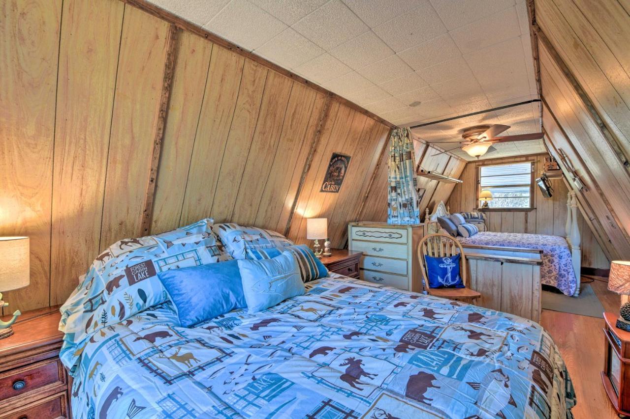 Charming Lake Creek Cabin With Pool Access And Decks Granbury Exterior photo